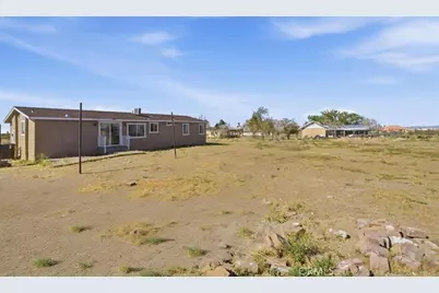 12601 Nandina, Phelan, CA 92371 - Photo 37