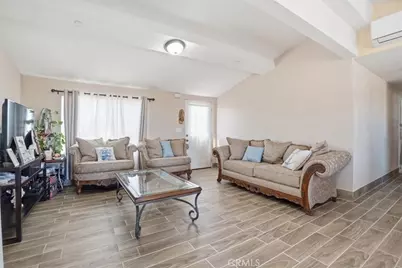 12601 Nandina, Phelan, CA 92371 - Photo 3