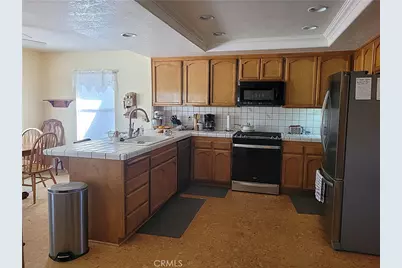 23677 Cahuilla, Apple Valley, CA 92307 - Photo 11