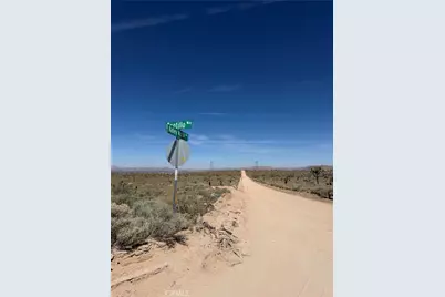 1 Japatul Rd, Apple Valley, CA 92308 - Photo 7