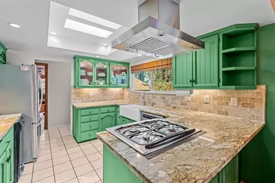 1902 Virginia, Wrightwood, CA 92397 - Photo 17