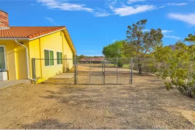 19140 Lenca Road, Apple Valley, CA 92307 - Photo 45