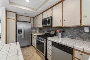 1370 N Northstar, Colton, CA 92324 - Photo 23
