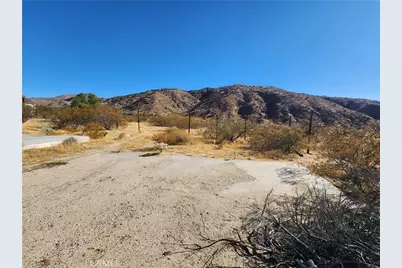 29 Palms Highway, Morongo Valley, CA 92256 - Photo 15