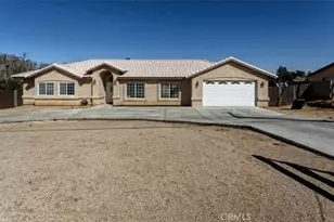 15430 Sitting Bull St, Victorville, CA 92395 - Photo 3