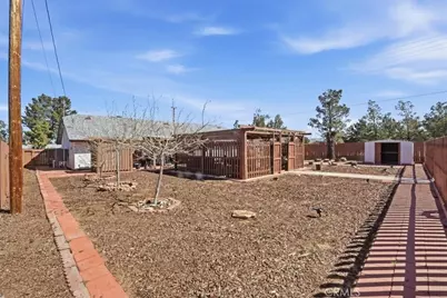 21089 Ottawa, Apple Valley, CA 92308 - Photo 35