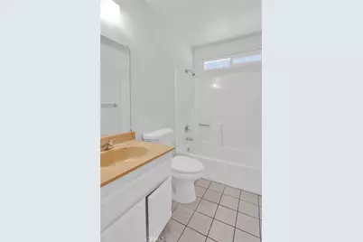 12421 Spring Valley Parkway, Victorville, CA 92395 - Photo 23