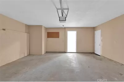 12421 Spring Valley Parkway, Victorville, CA 92395 - Photo 39