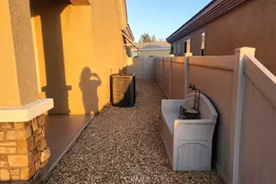 10772 Bridge Haven, Apple Valley, CA 92308 - Photo 17