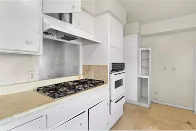 18190 Hiawatha Road, Apple Valley, CA 92307 - Photo 15