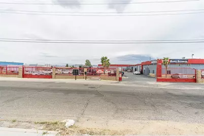 11129 G, Hesperia, CA 92345 - Photo 5