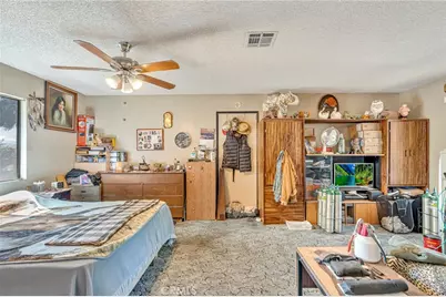 11870 9th, Hesperia, CA 92345 - Photo 23