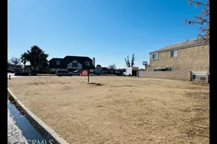 13400 Sea Gull, Victorville, CA 92395 - Photo 1