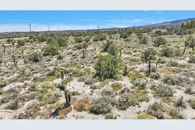 209 Highway 138, Pinon Hills, CA 92372 - Photo 17