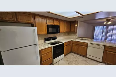 19268 Elm, Apple Valley, CA 92308 - Photo 3