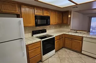 19268 Elm, Apple Valley, CA 92308 - Photo 3