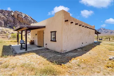 31542 Spinel, Lucerne Valley, CA 92356 - Photo 23