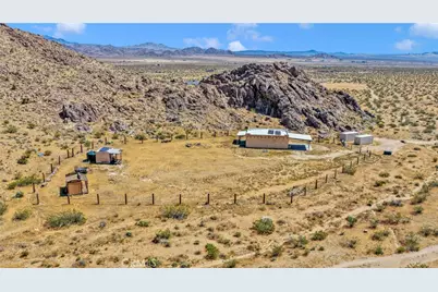 31542 Spinel, Lucerne Valley, CA 92356 - Photo 35