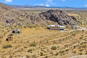 31542 Spinel, Lucerne Valley, CA 92356 - Photo 35