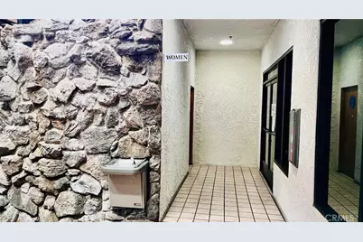 14075 Hesperia, Victorville, CA 92395 - Photo 45