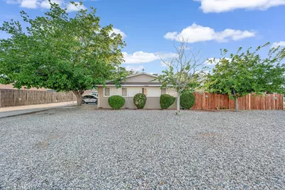 13250 Mohawk, Apple Valley, CA 92308 - Photo 3