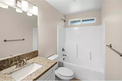 15056 Coalinga, Victorville, CA 92392 - Photo 21