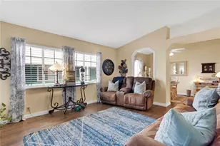 9161 Santa Fe, Hesperia, CA 92345 - Photo 5