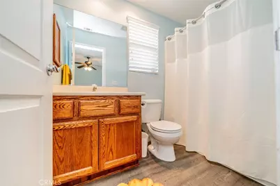 10636 Larch, Oak Hills, CA 92344 - Photo 37