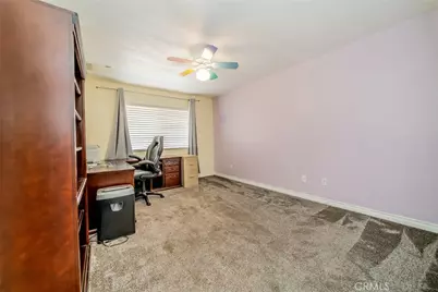 10636 Larch, Oak Hills, CA 92344 - Photo 39