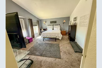 13251 Kirkwood, Victorville, CA 92392 - Photo 35