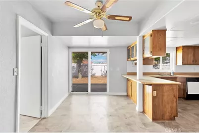 21008 South Road, Apple Valley, CA 92307 - Photo 17