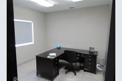 15980 Bear Valley Rd, Victor Valley, CA 92395 - Photo 11