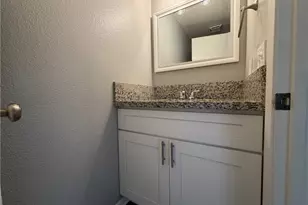 14610 Green River, Victorville, CA 92394 - Photo 11