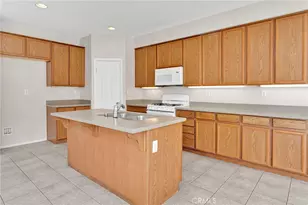 12483 Ava Loma, Victorville, CA 92392 - Photo 17