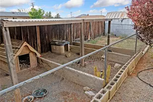 22404 Broken Lance Ct, Apple Valley, CA 92307 - Photo 39