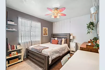 22404 Broken Lance Court, Apple Valley, CA 92307 - Photo 17