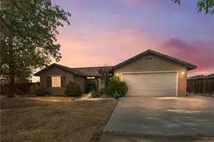 22404 Broken Lance Ct, Apple Valley, CA 92307 - Photo 1