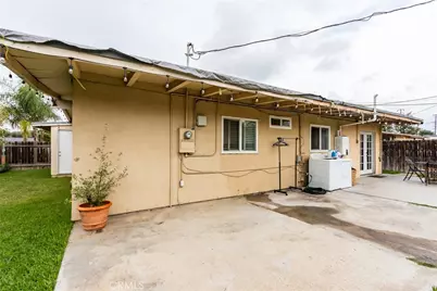 6688 Phoenix, Riverside, CA 92504 - Photo 37