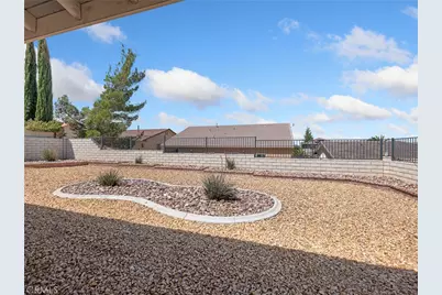 17880 Ferndell Lane, Victorville, CA 92395 - Photo 27