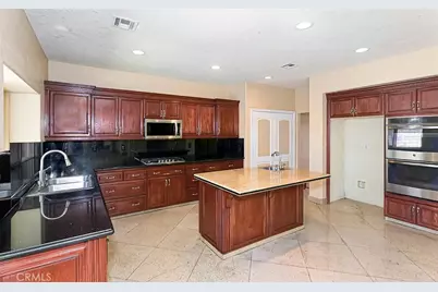 13030 Caspian, Victorville, CA 92395 - Photo 19