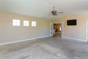 13030 Caspian, Victorville, CA 92395 - Photo 39