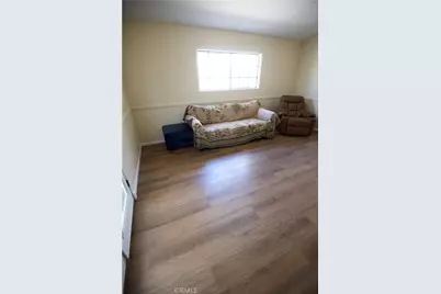 10008 Geneva, Montclair, CA 91763 - Photo 17