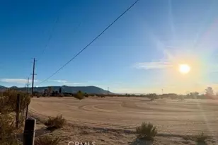 23585 Bear Valley, Apple Valley, CA 92308 - Photo 1