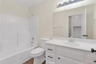 13499 Merry Oaks St, Victorville, CA 92392 - Photo 23