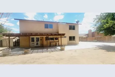 15016 Whitekirk, Victorville, CA 92394 - Photo 9