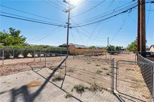 21739 Panoche Rd, Apple Valley, CA 92308 - Photo 37