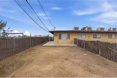 21739 Panoche Road, Apple Valley, CA 92308 - Photo 19
