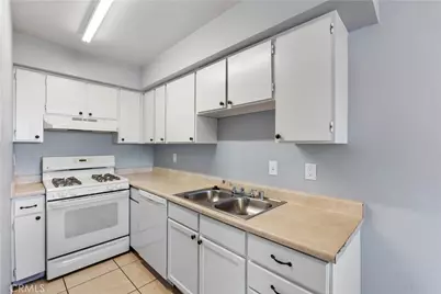 21739 Panoche Road, Apple Valley, CA 92308 - Photo 29
