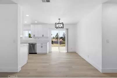 16559 Warwick Street, Victorville, CA 92395 - Photo 9