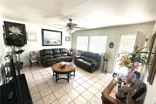 16116 Cajon, Hesperia, CA 92345 - Photo 7